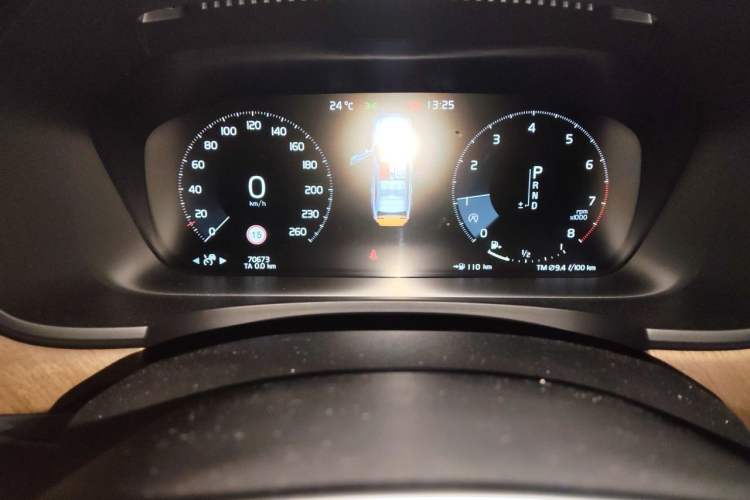 Used Volvo S90 2018 T5 Zhiya Edition Odometer Close Up