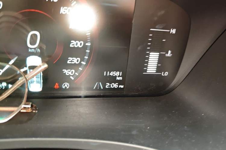Used Volvo S90 2018 T4 Zhiyuan Edition Odometer Close Up