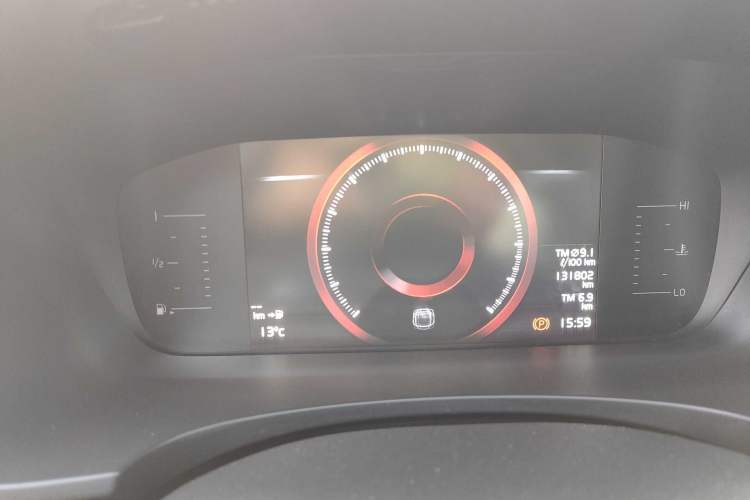Used Volvo S90 2018 T4 Zhiyuan Edition Odometer Close Up