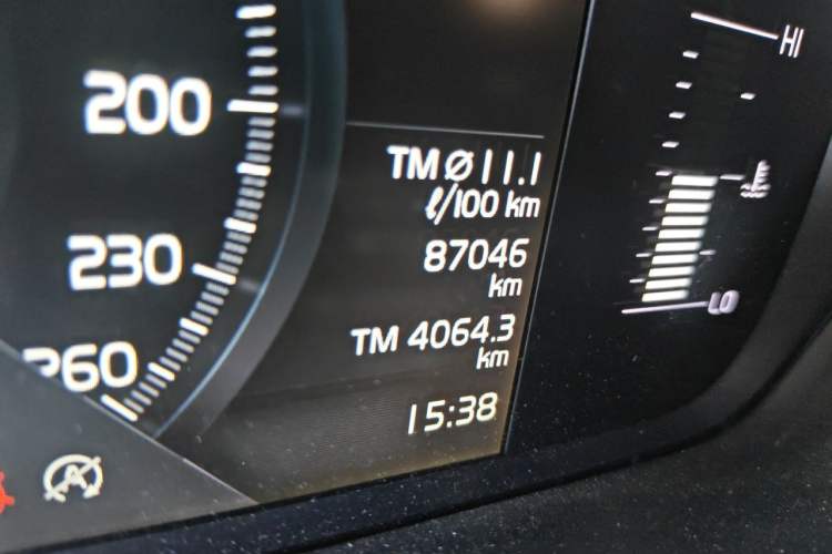 Used Volvo S90 2018 T5 Zhiyuan Edition Odometer Close Up