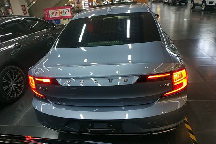 Used Volvo S90 2018 T4 Zhiyuan Edition Rear