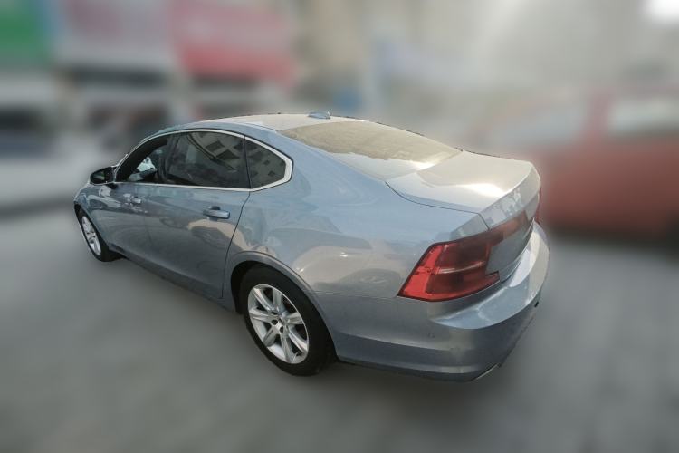 Used Volvo S90 2018 T4 Zhiyi Edition Rear Left 45 Deg