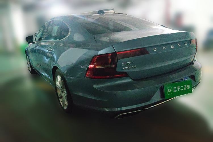 Used Volvo S90 2018 T4 Zhiyi Edition Rear Left 45 Deg