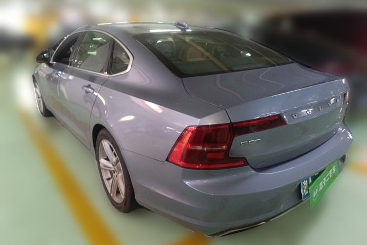 Used Volvo S90 2018 T4 Zhiyuan Edition Rear Left 45 Deg
