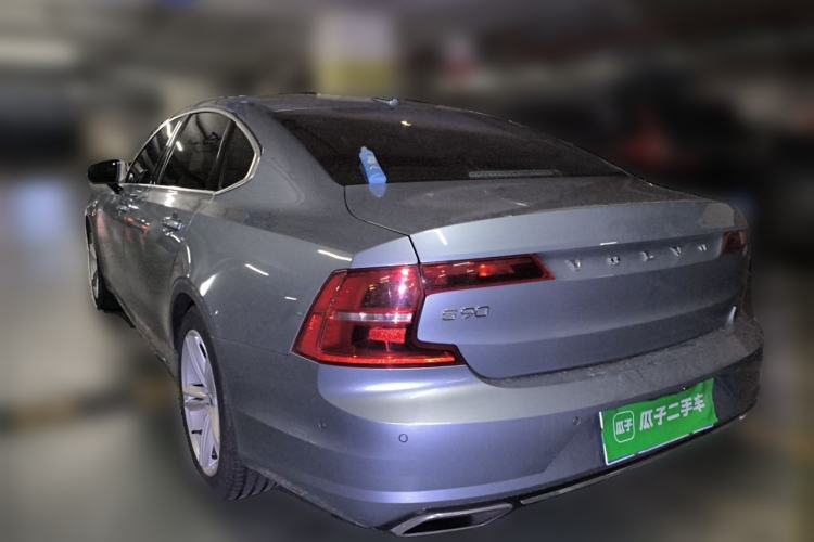Used Volvo S90 2018 T4 Zhiyuan Edition Rear Left 45 Deg
