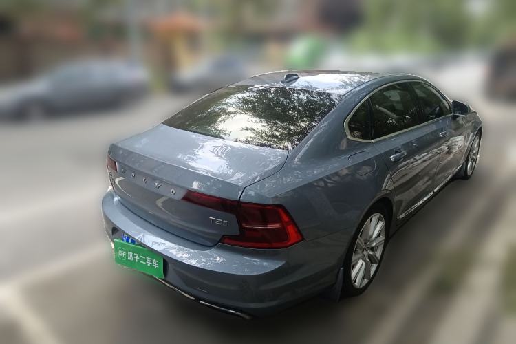 Used Volvo S90 2018 T5 Prestige Edition Rear Right 45 Deg