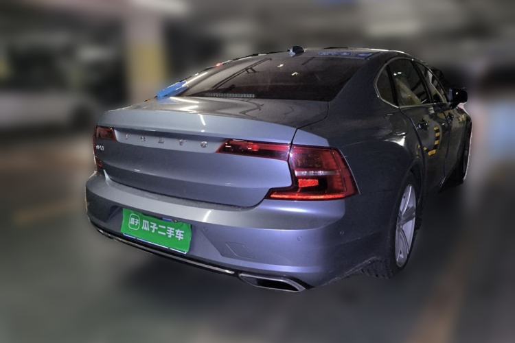 Used Volvo S90 2018 T4 Zhiyuan Edition Rear Right 45 Deg