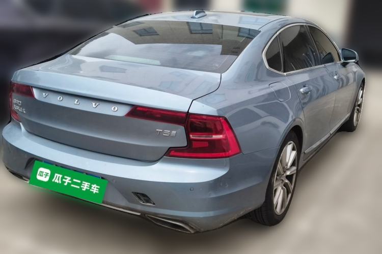Used Volvo S90 2018 T5 Zhiya Edition Rear Right 45 Deg