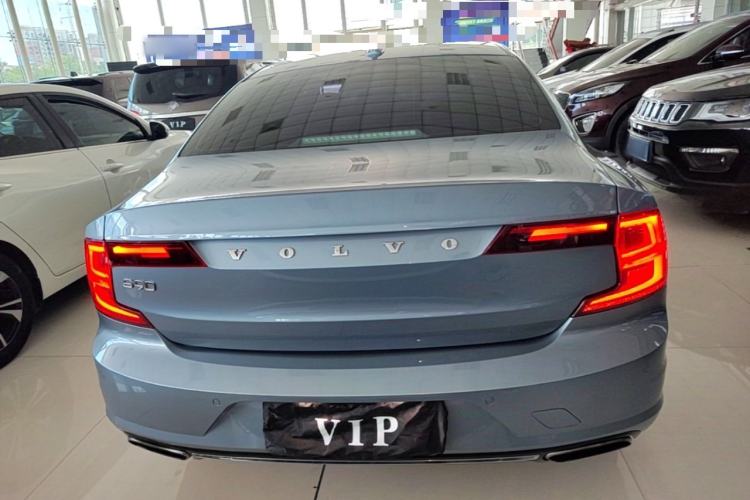 Used Volvo S90 2018 T4 Zhiyuan Edition Rear