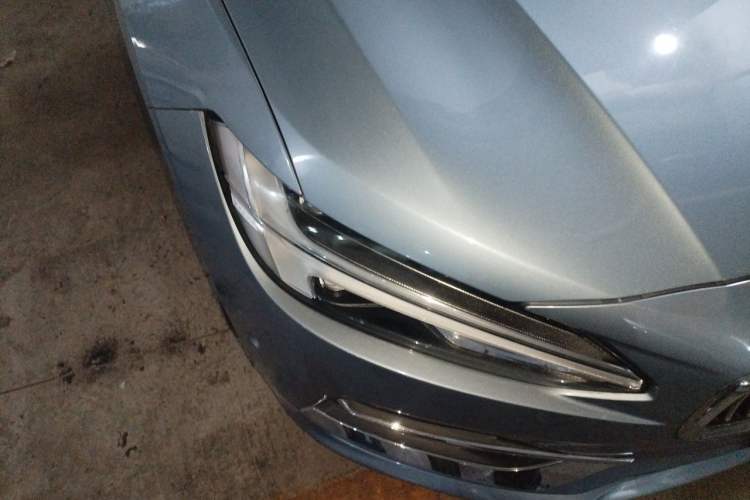 Used Volvo S90 2018 T4 Zhiyuan Edition Right Front Headlight
