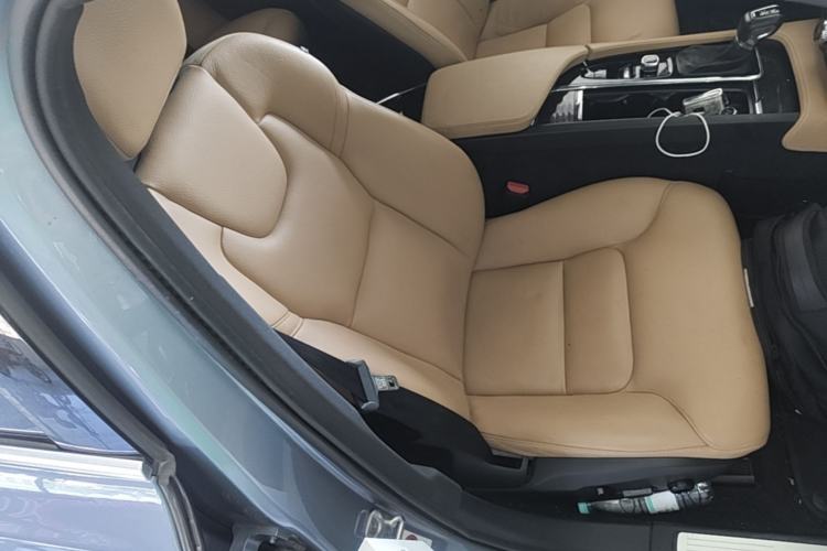 Used Volvo S90 2018 T5 Zhiyuan Edition Right Front Seat