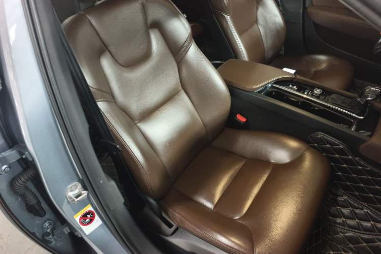 Used Volvo S90 2018 T4 Zhiyuan Edition Right Front Seat