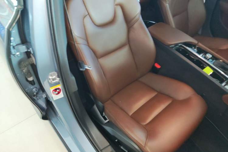 Used Volvo S90 2018 T4 Zhiyuan Edition Right Front Seat