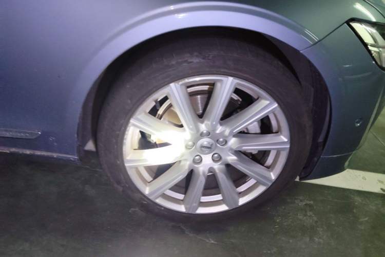 Used Volvo S90 2018 T5 Zhiya Edition Right Front Wheel Hub