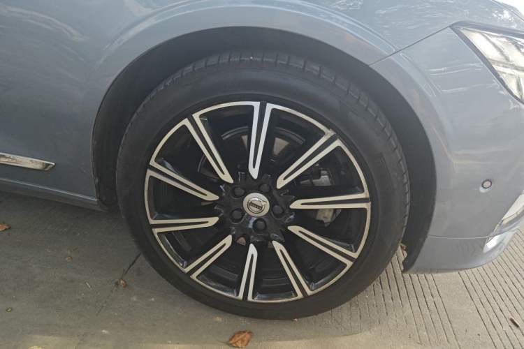 Used Volvo S90 2018 T5 Zhiya Edition Right Front Wheel Hub