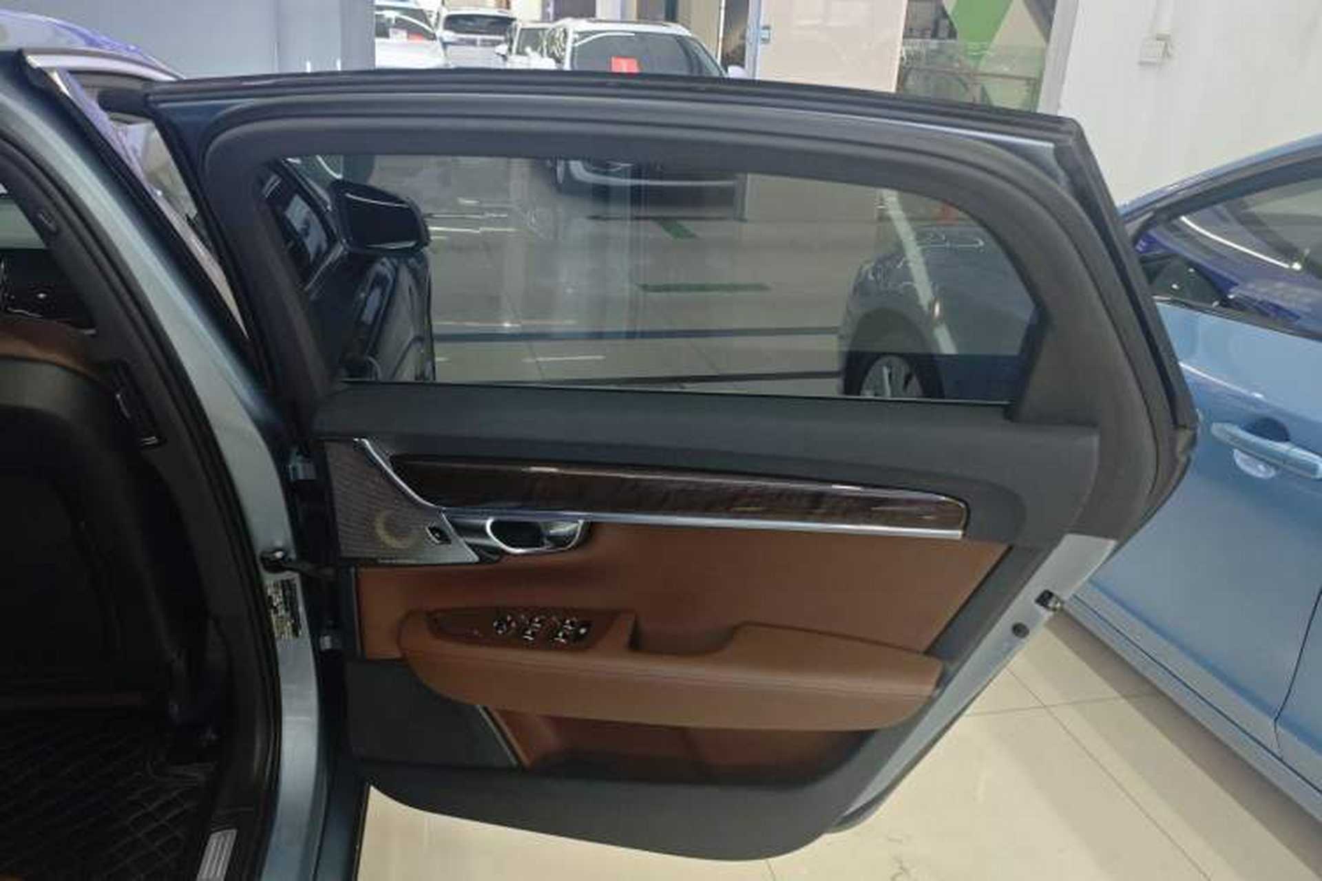 Used Volvo S90 2018 T4 Zhiyuan Edition Right Rear Door Interior