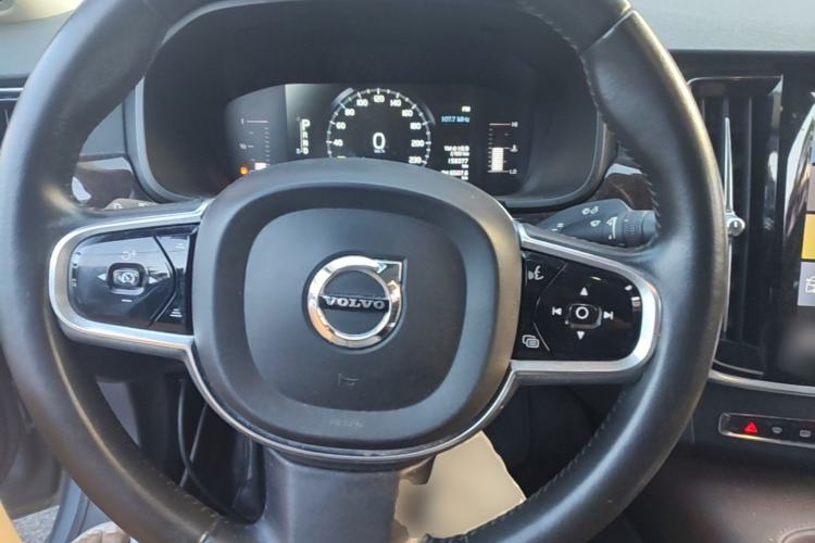 Used Volvo S90 2018 T4 Zhiyuan Edition Steering Wheel