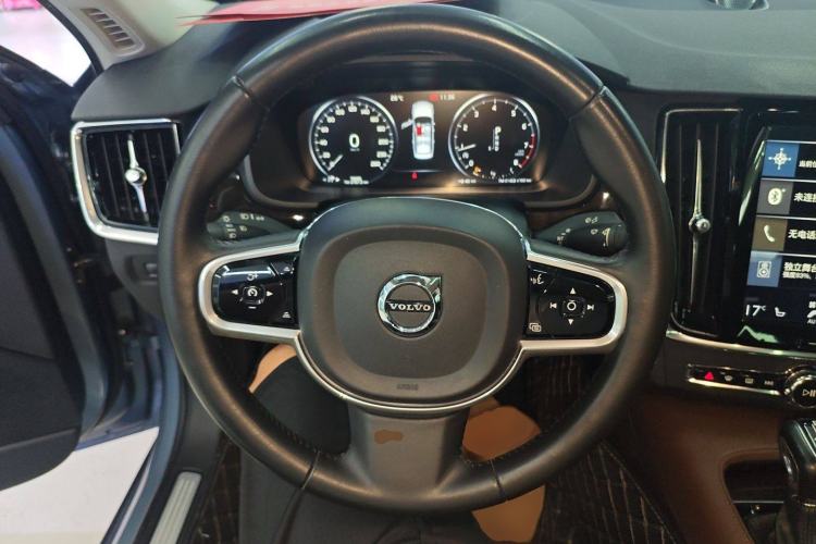 Used Volvo S90 2018 T4 Zhiyuan Edition Steering Wheel