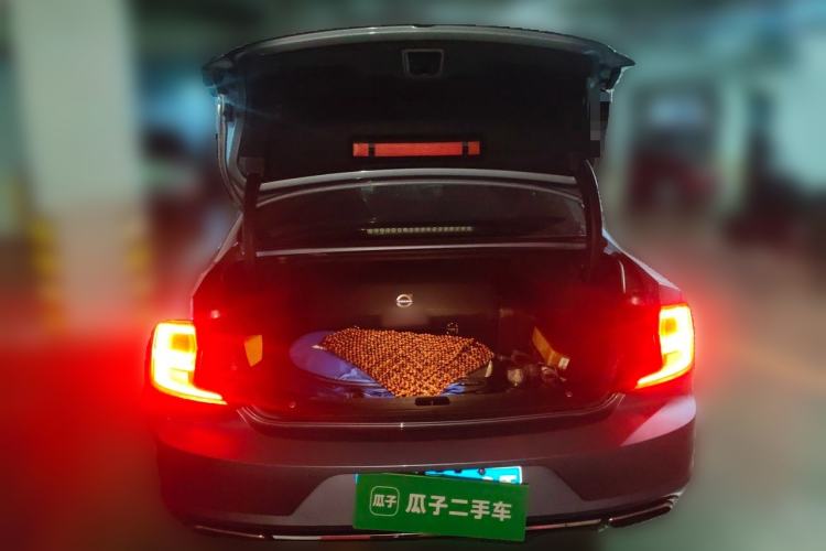 Used Volvo S90 2018 T4 Zhiyi Edition Trunk