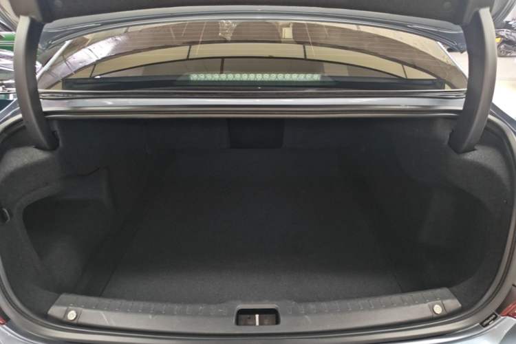 Used Volvo S90 2018 T5 Zhiya Edition Trunk