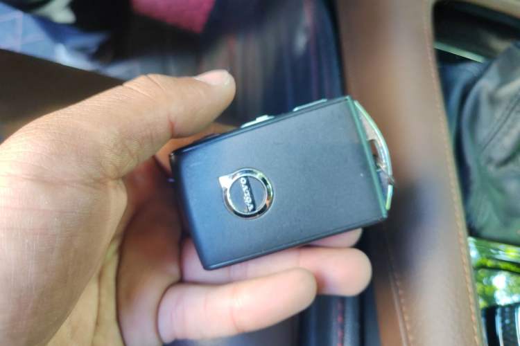 Used Volvo S90 2018 T5 Zhiyuan Edition Vehicle Key