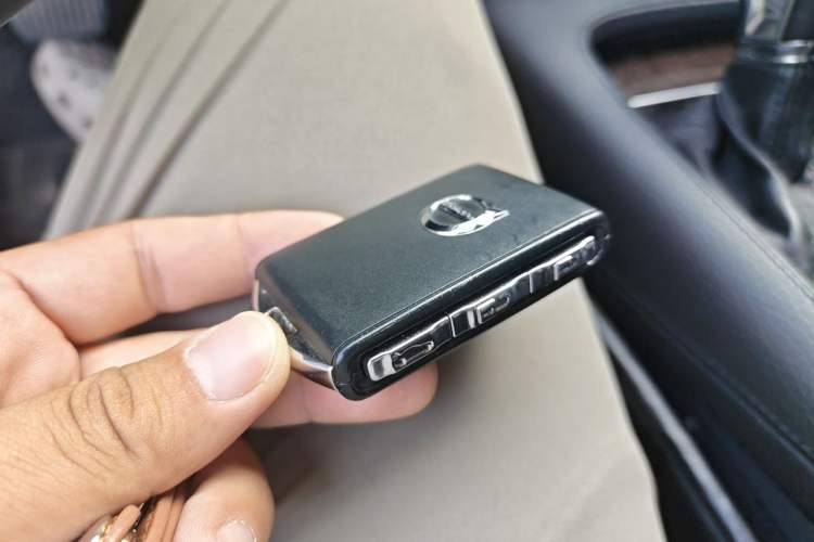 Used Volvo S90 2018 T5 Zhiyuan Edition Vehicle Key