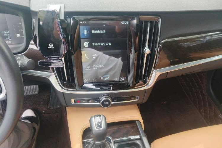 Used Volvo S90 2018 T4 Zhiyuan Edition Audio And AC Panel