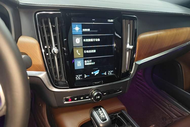 Used Volvo S90 2018 T5 Prestige Edition Audio And AC Panel