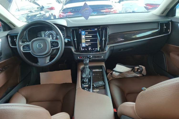 Used Volvo S90 2018 T5 Zhiyuan Edition Center Console