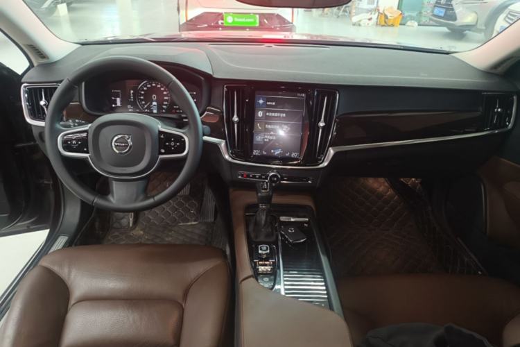 Used Volvo S90 2018 T5 Zhiyuan Edition Center Console