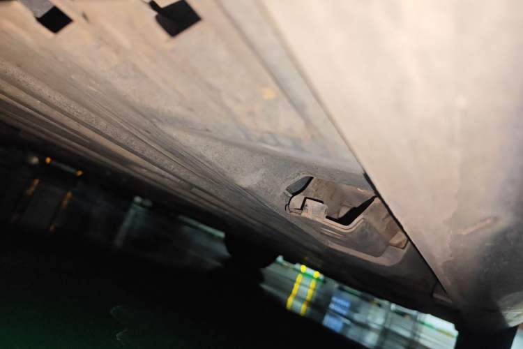 Used Volvo S90 2018 T5 Prestige Edition Chassis Rear Right