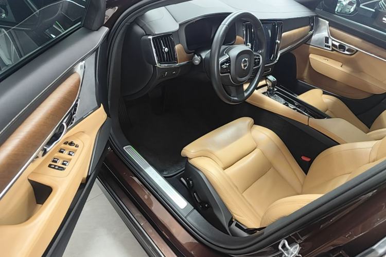 Used Volvo S90 2018 T5 Prestige Edition Driver Seat