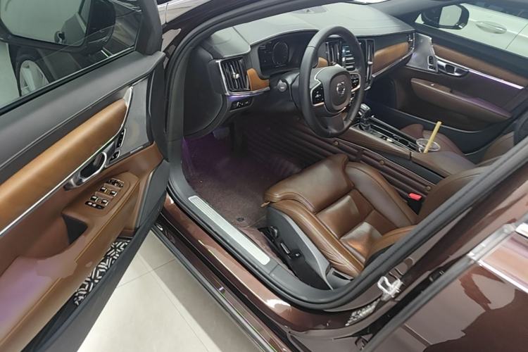 Used Volvo S90 2018 T5 Prestige Edition Driver Seat