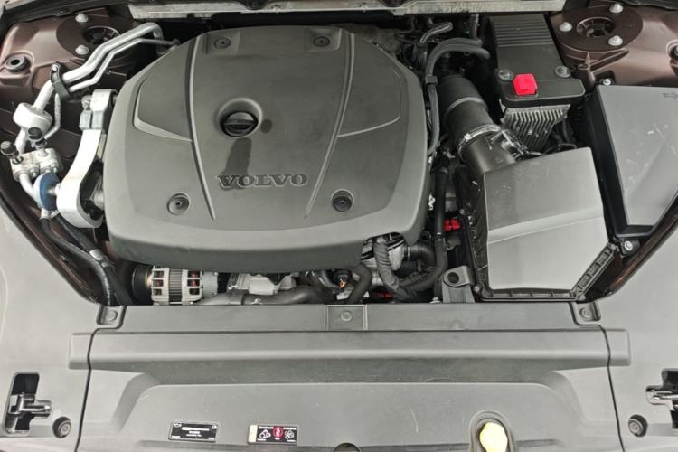 Used Volvo S90 2018 T4 Zhiyuan Edition Engine Bay