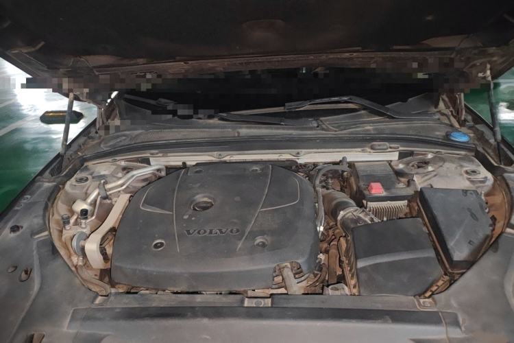 Used Volvo S90 2018 T5 Prestige Edition Engine Bay