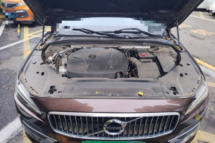Used Volvo S90 2018 T5 Zhiyuan Edition Engine Bay