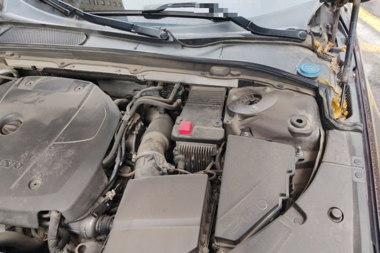 Used Volvo S90 2018 T5 Zhiyuan Edition Engine Bay Left