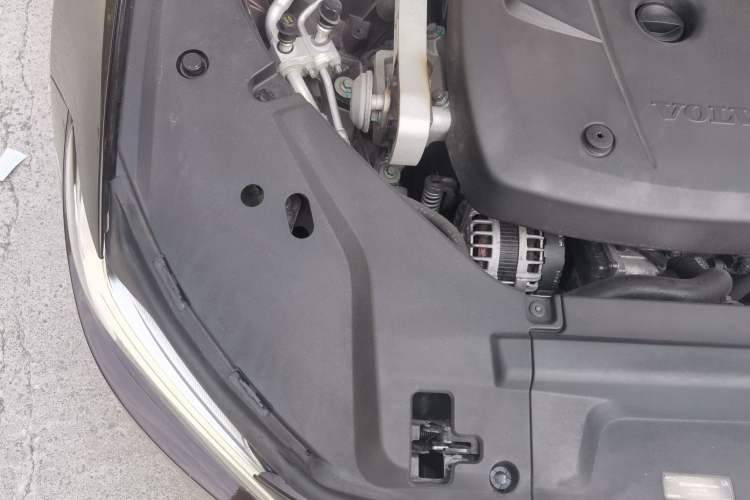 Used Volvo S90 2018 T4 Zhiyi Edition Engine Bay Right