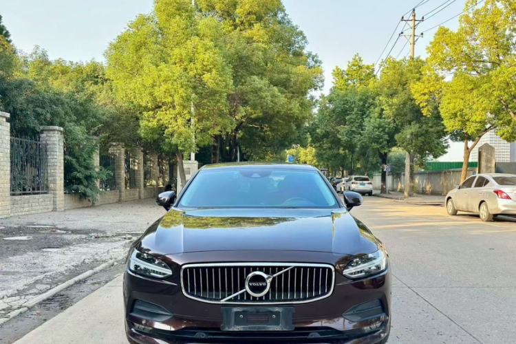 Used Volvo S90 2018 T4 Zhiyuan Edition Exterior 2