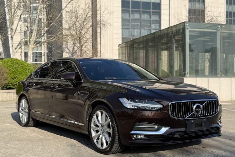 Used Volvo S90 2018 T5 Prestige Edition Exterior 2