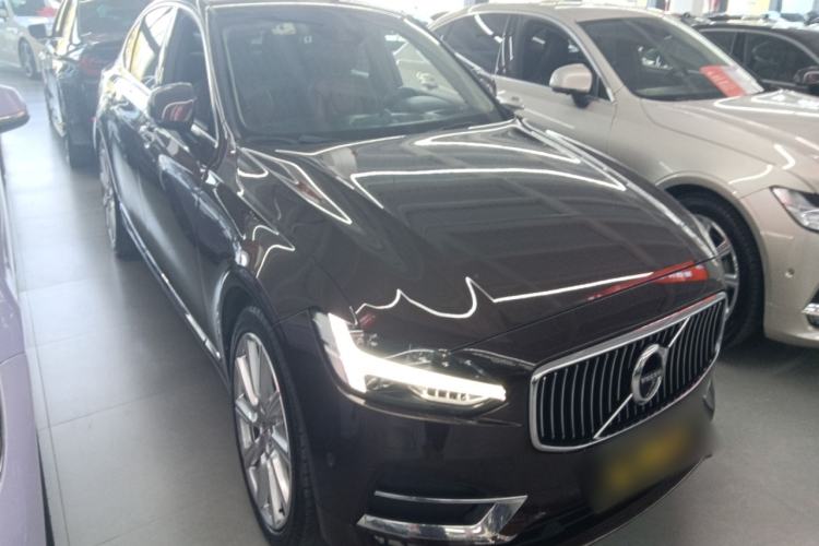Used Volvo S90 2018 T5 Prestige Edition Exterior 2