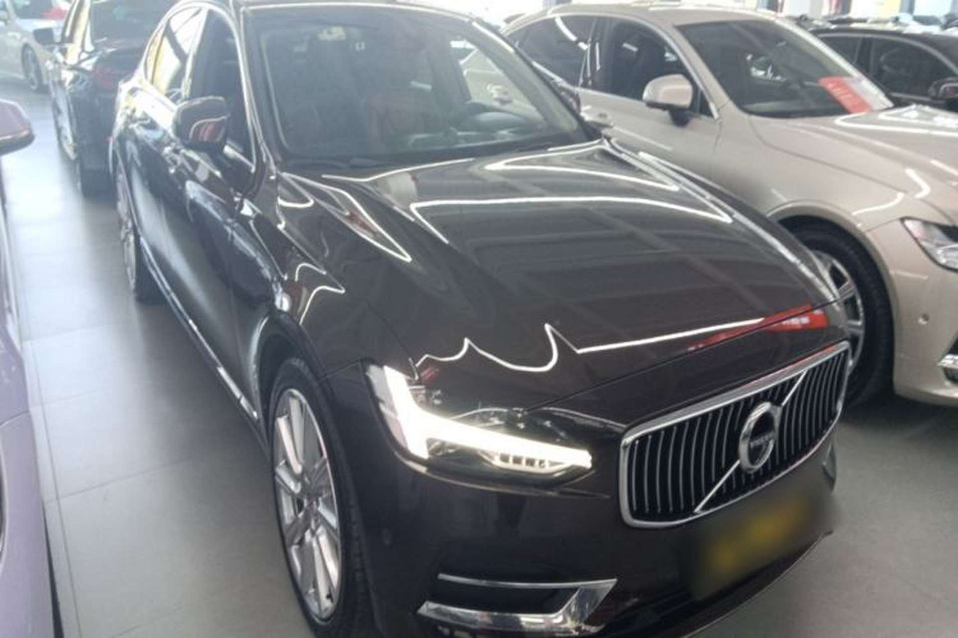 Used Volvo S90 2018 T5 Prestige Edition Exterior 2