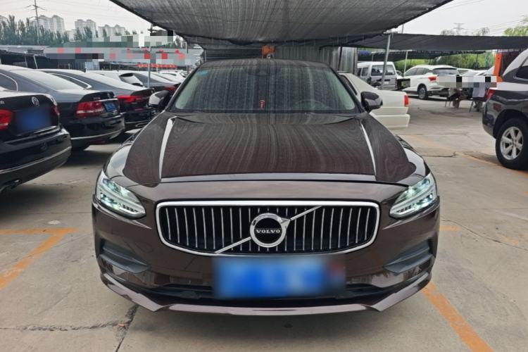 Used Volvo S90 2018 T4 Zhiyuan Edition Front