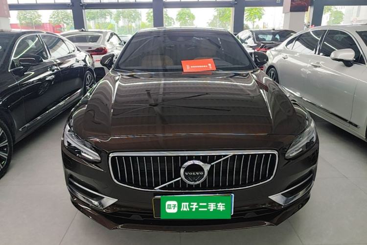 Used Volvo S90 2018 T5 Prestige Edition Front
