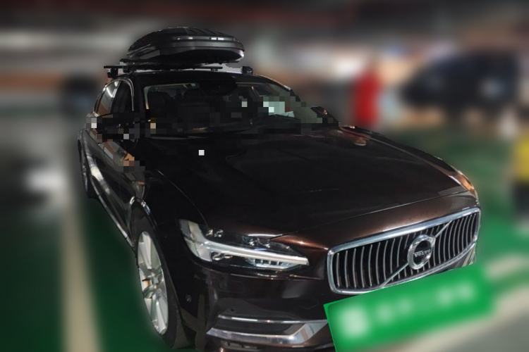 Used Volvo S90 2018 T5 Prestige Edition Front Right 45 Deg