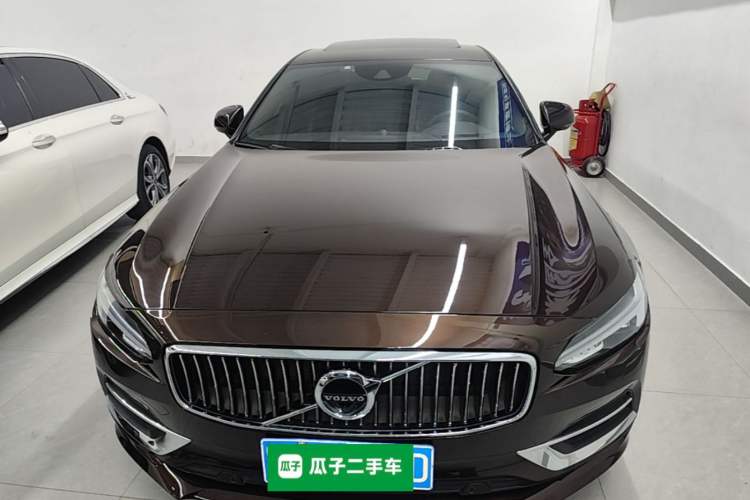 Used Volvo S90 2018 T5 Prestige Edition Front