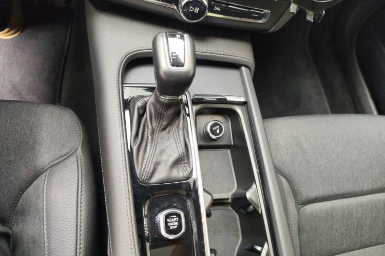 Used Volvo S90 2018 T4 Zhiyi Edition Gear Lever