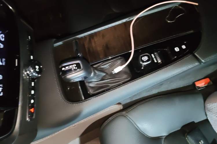 Used Volvo S90 2018 T4 Zhiyuan Edition Gear Lever