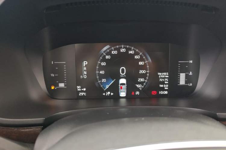 Used Volvo S90 2018 T4 Zhiyuan Edition Instrument Cluster