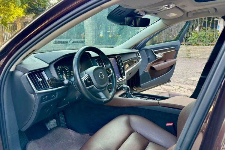 Used Volvo S90 2018 T4 Zhiyuan Edition Interior 1